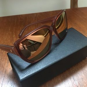 Electric Honey Bee 🐝 women’s sunglasses